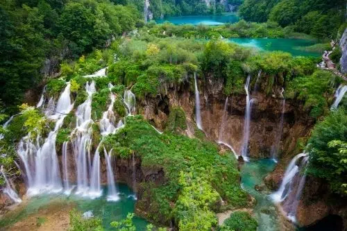 OMIS - PLITVICE LAKES NATIONAL PARK
