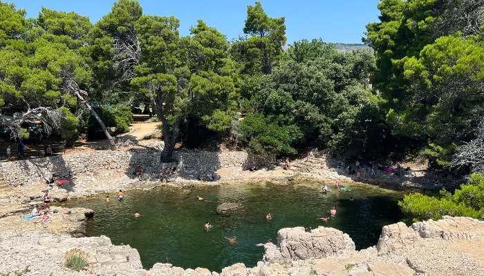 Kayak to Lokrum Island right image