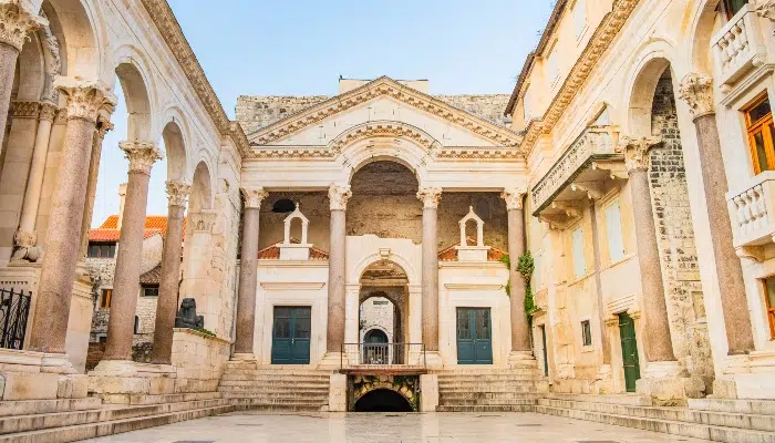 Walk in the footsteps of the Romans in Split left image