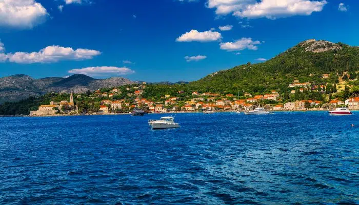 Best Time to Visit Croatia for Honeymoon right image