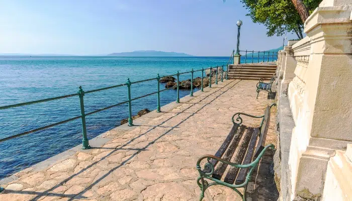 Walk Along the Lungomare in Opatija right image