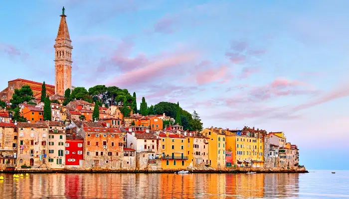 Watch the Sunset in Rovinj left image