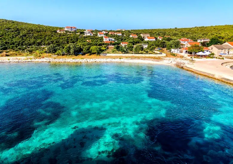 Blue Lagoon Croatia left image
