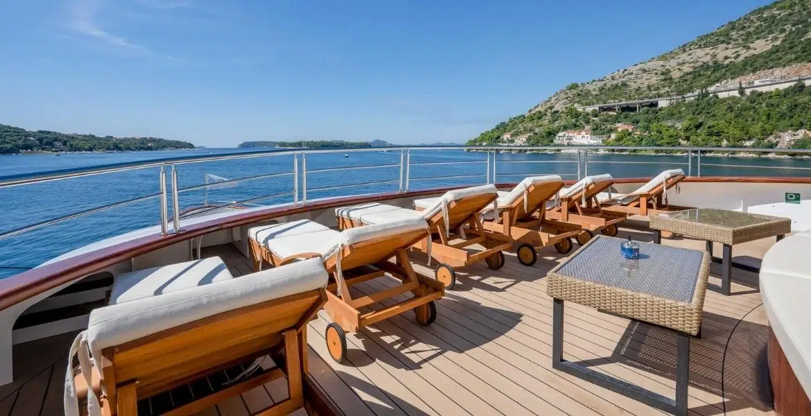 Ambassador sundeck