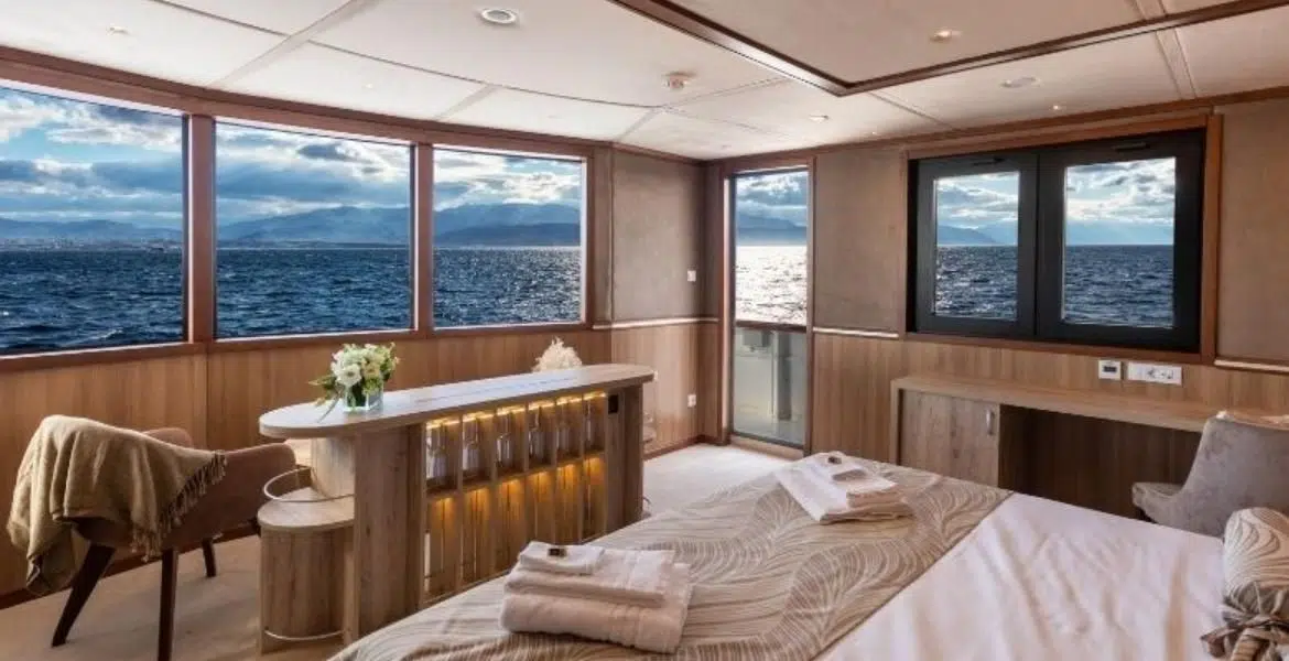 Memories VIP Cabin