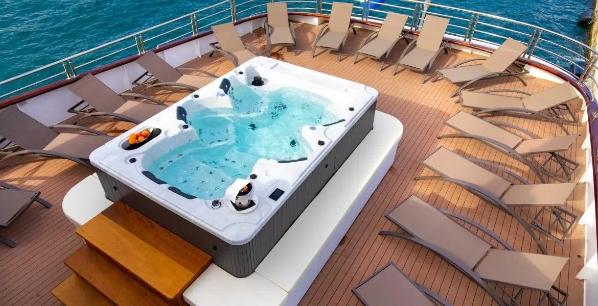 Phoenix Jacuzzi