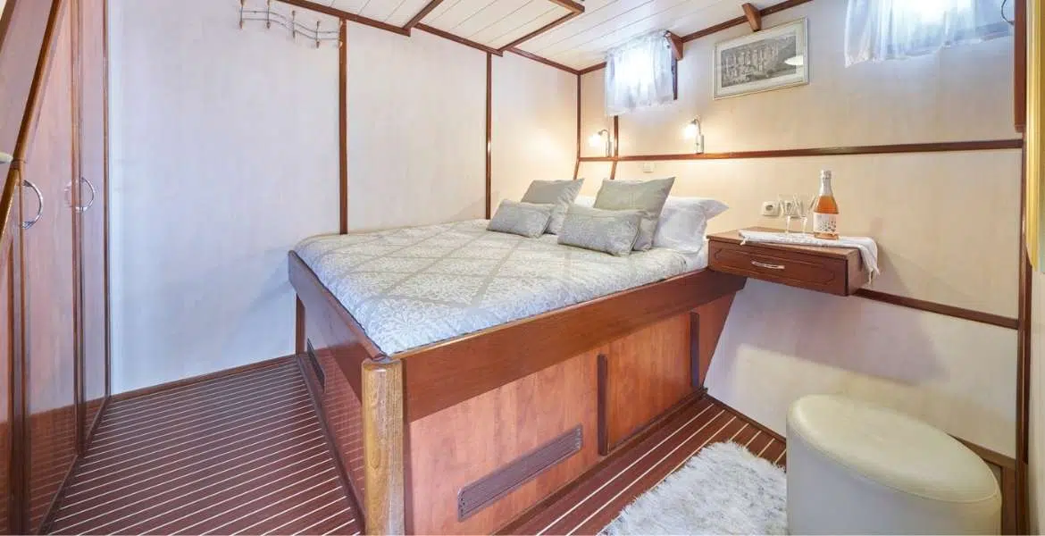 Cataleya Cabin