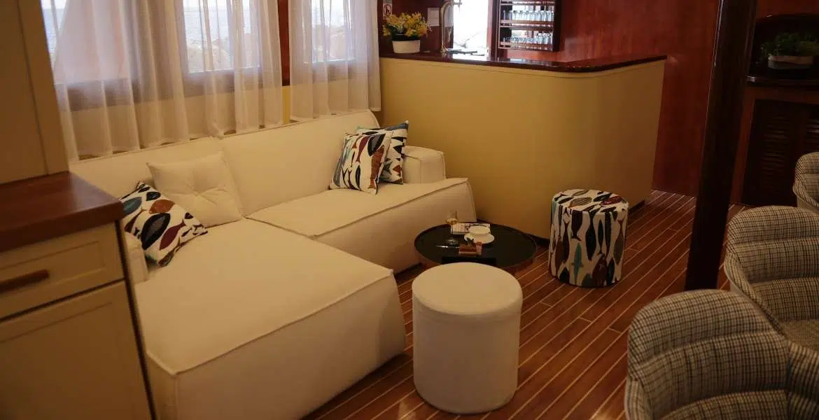 Cataleya Indoor Lounge