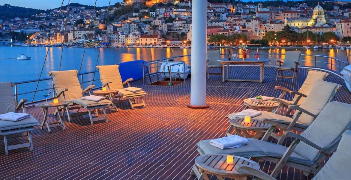Cesarica Outdoor Seating