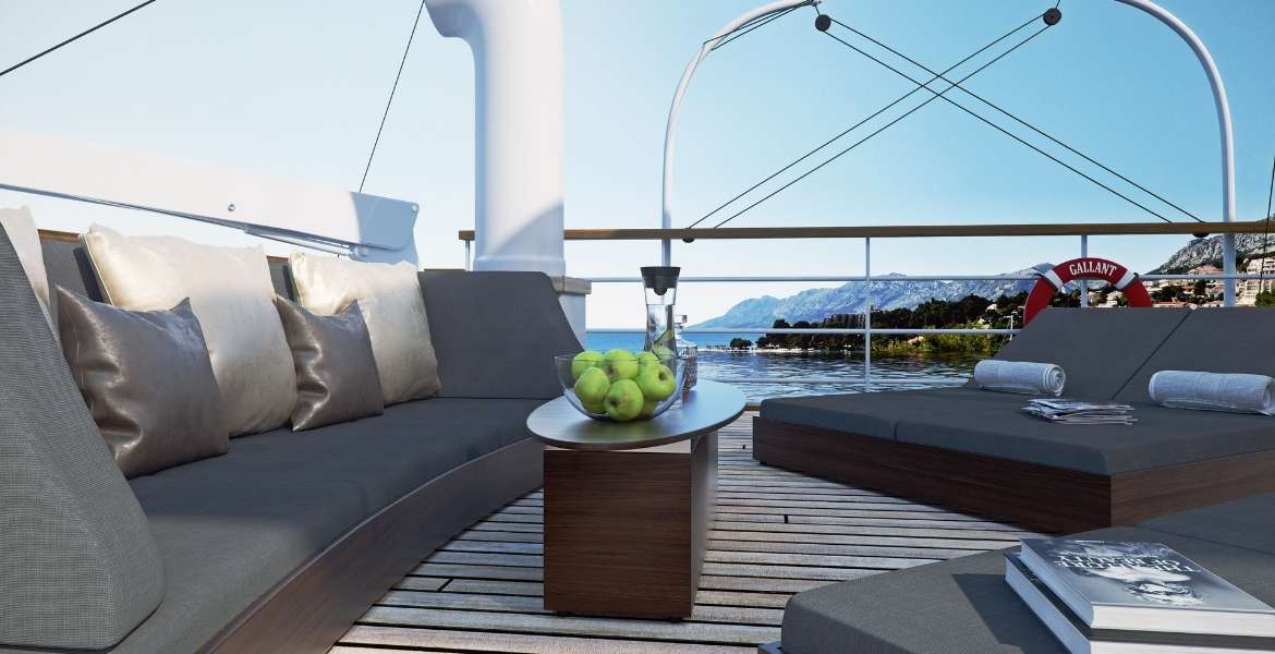 Gallant Outdoor Seating