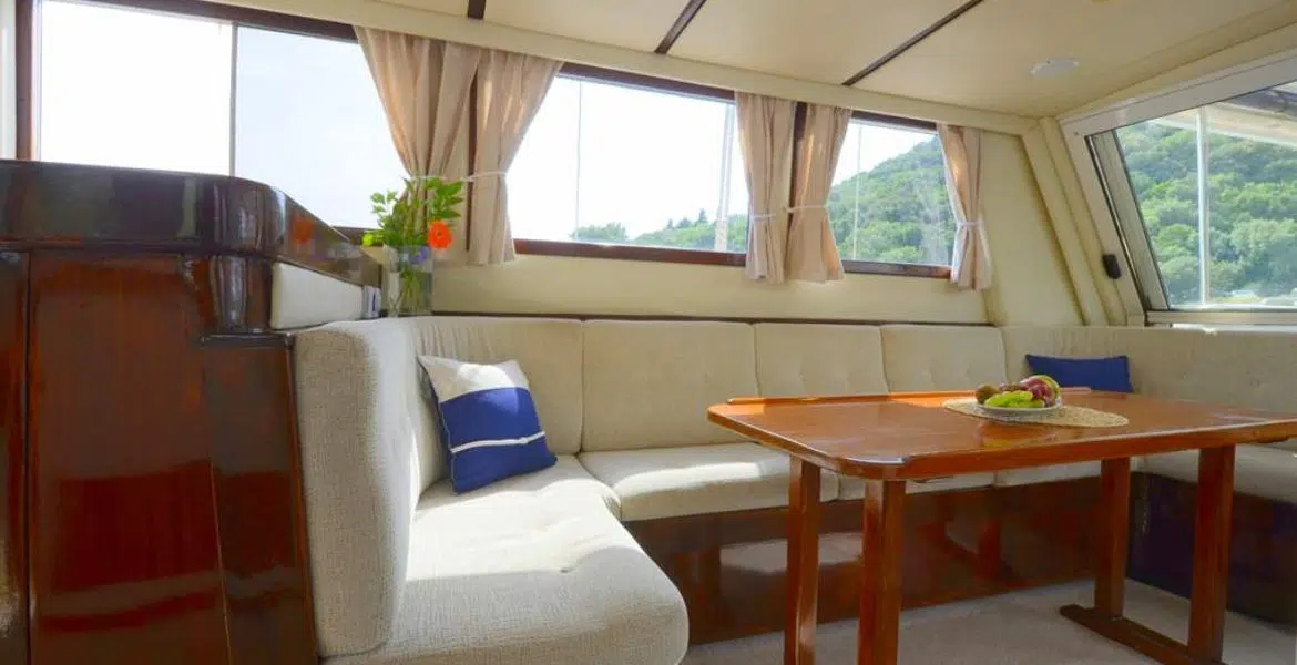 Gulet Fortuna Inside Seating