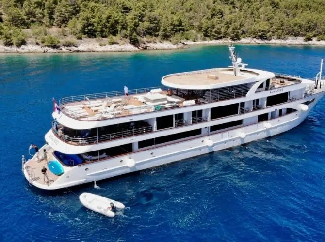 Sundeck - MV Memories