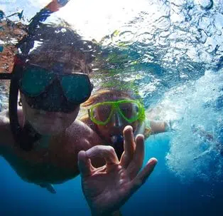 18-Snorkelling