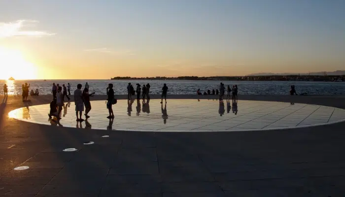 3. Experience Greeting to the Sun left image