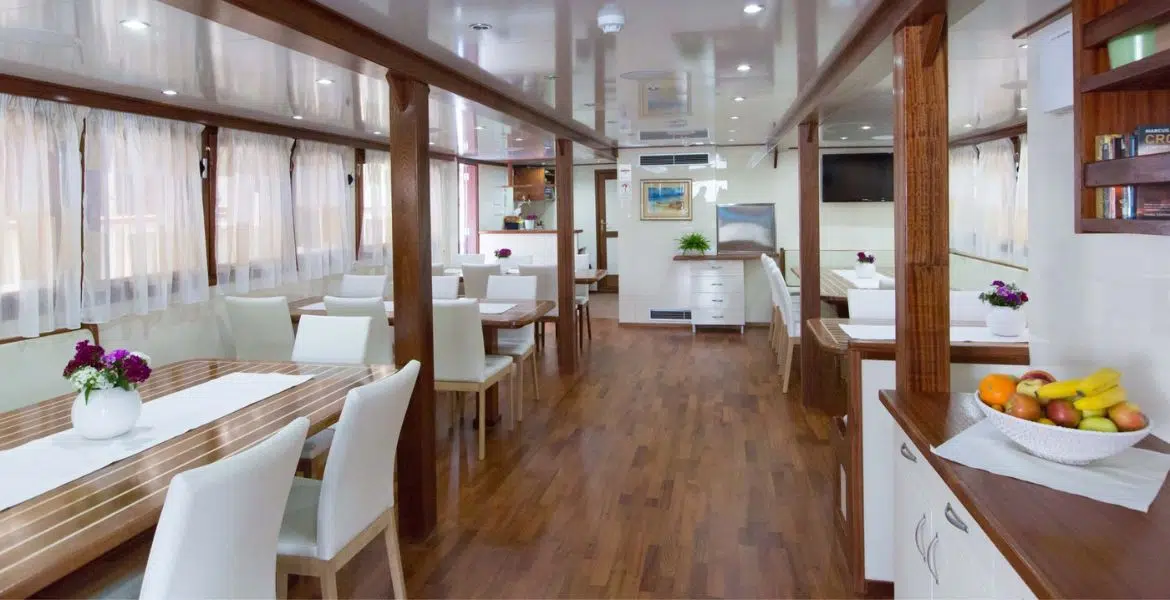 MS Splendid Indoor Dining