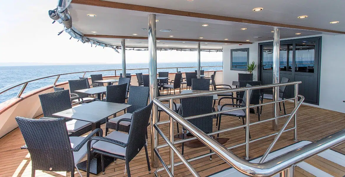 MV My Way Covered Seating