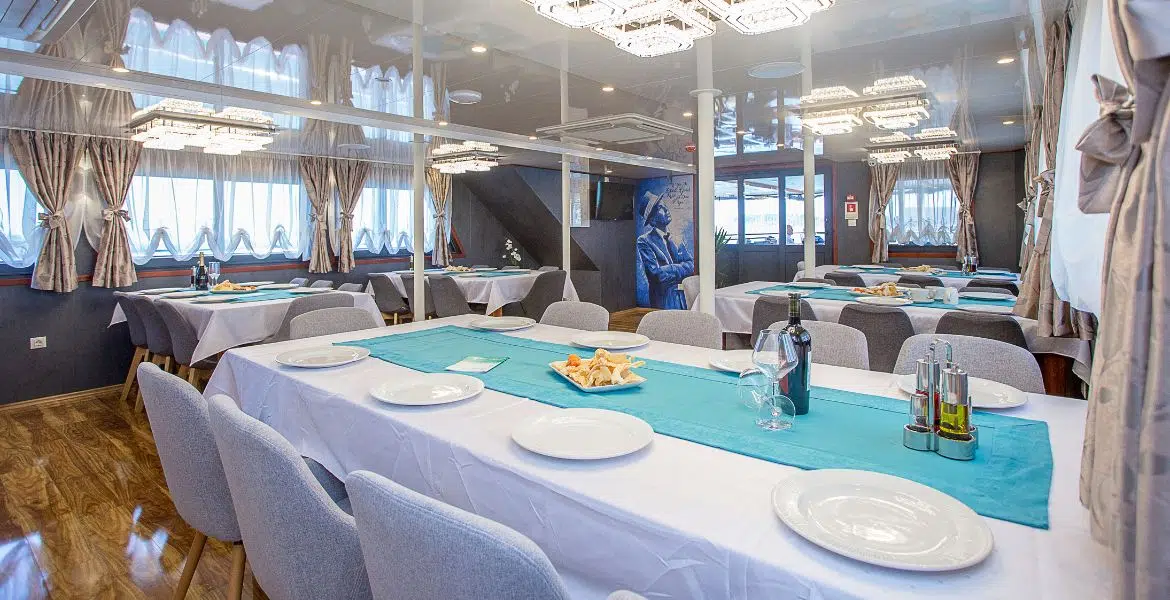 MV My Way Indoor Dining