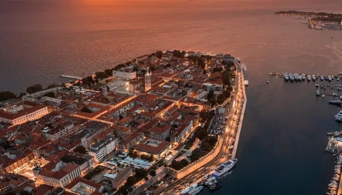 1. Check Out the Sea Organ right image