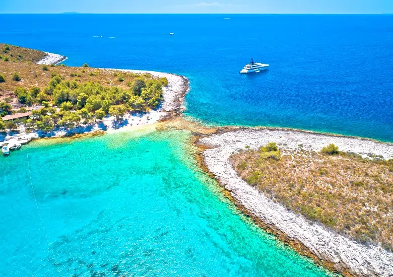 The Pakleni Islands right image