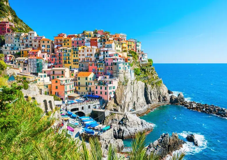 Italy left image