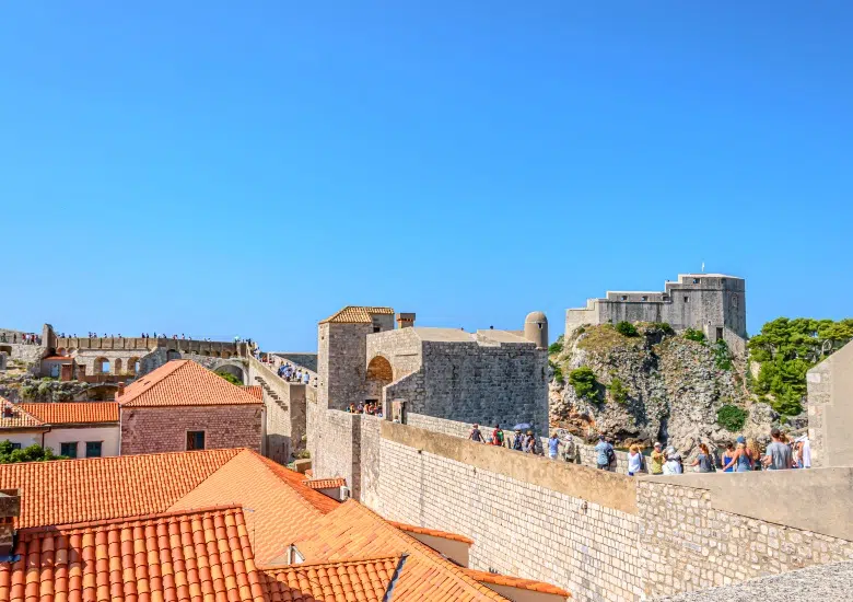 Guided Walking Tours right image