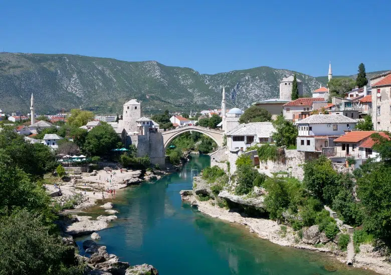 Mostar left image