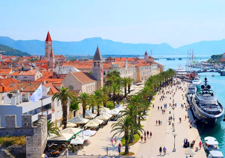 Trogir left image