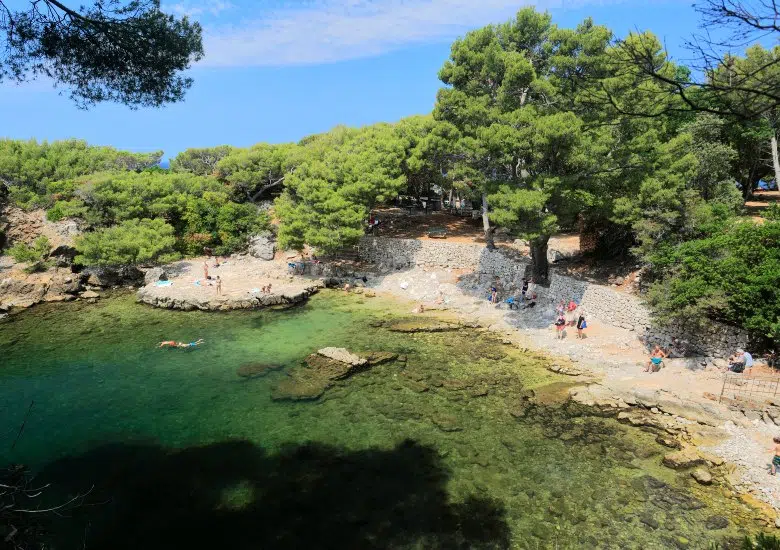 Lokrum Island right image