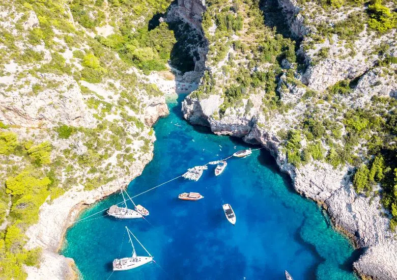 Stiniva Beach, Vis Island right image