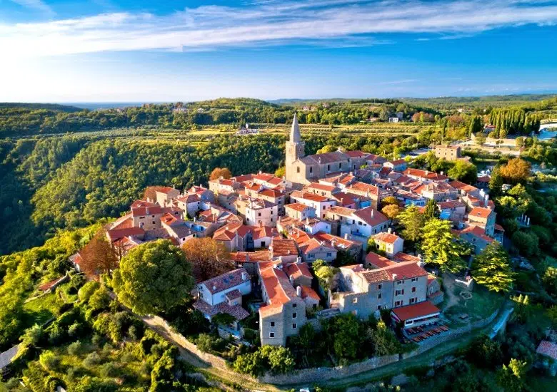 Groznjan left image