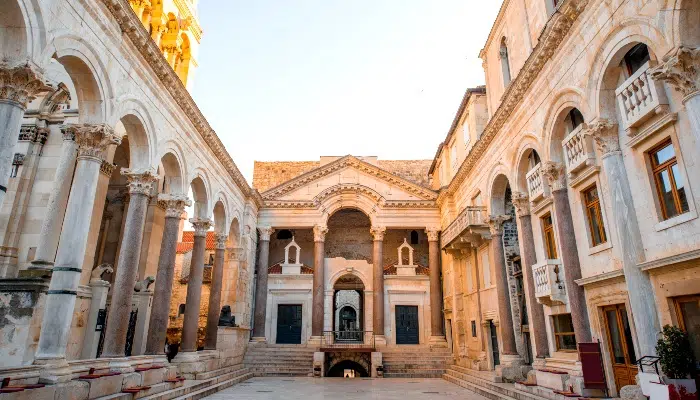 Spring in Split right image
