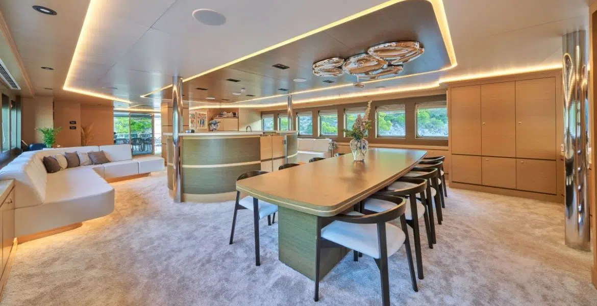 Omnia Yacht Indoor Dining