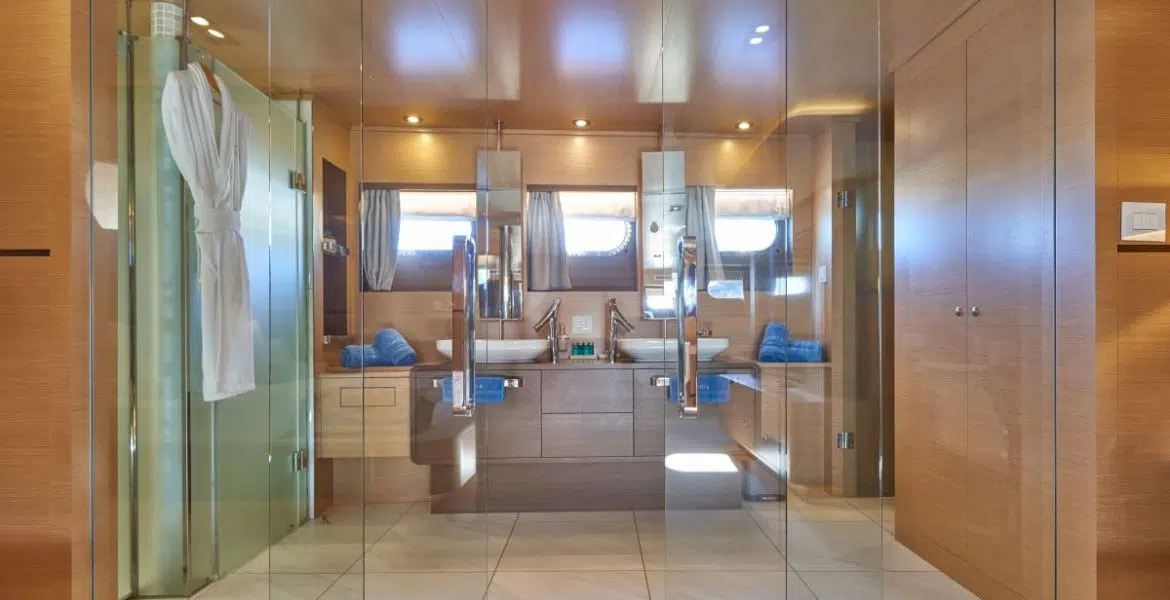 Omnia Yacht Master Cabin Bathroom