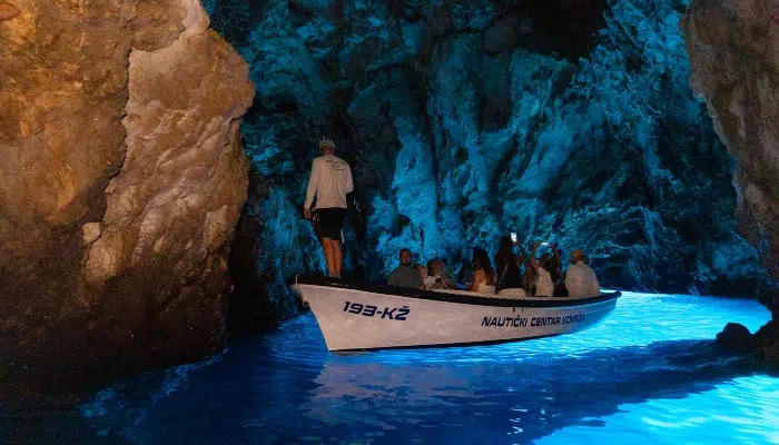 Why Choose a Cruise & Land Tour? left image