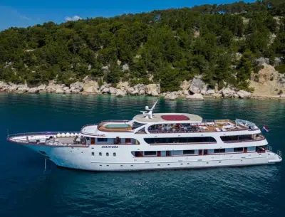MS Avantura