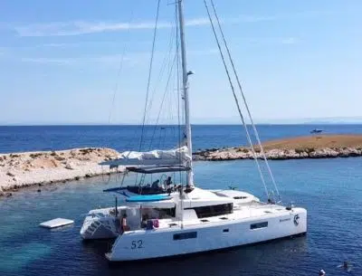 Catamaran Lagoon 52